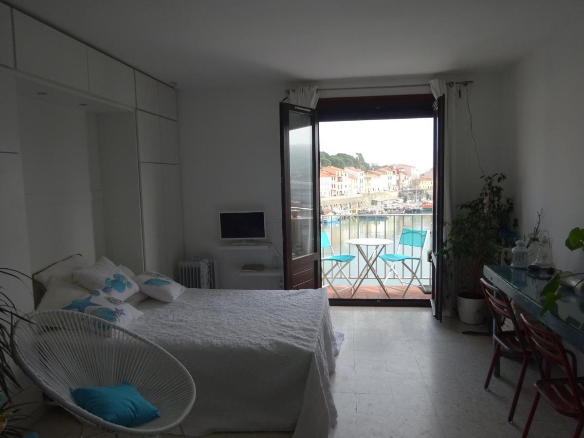 Vue Sur Mer! Levers De Lune Et Soleil En Direct! Port Vendres Exterior foto
